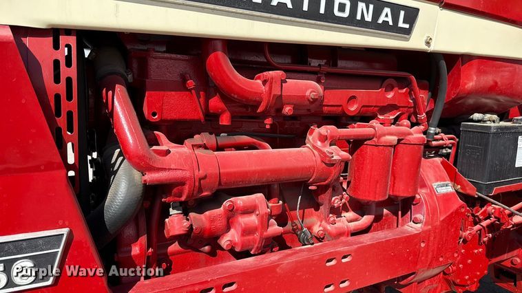 image for item EU5369 1967 International Harvester 1256 tractor