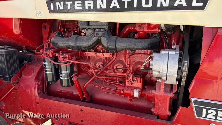 image for item EU5369 1967 International Harvester 1256 tractor
