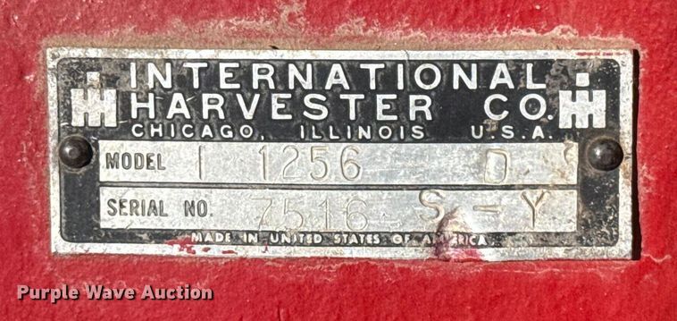 image for item EU5369 1967 International Harvester 1256 tractor