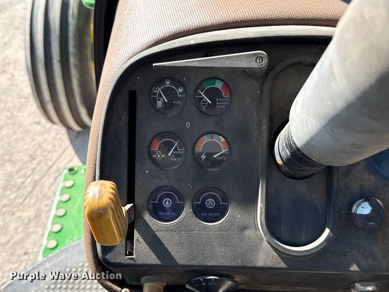 image for item EU5370 1979 John Deere 4640 tractor