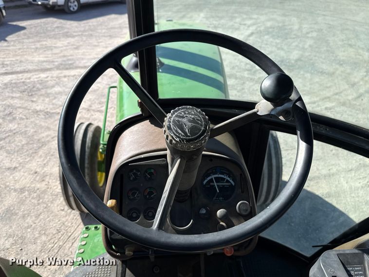 image for item EU5370 1979 John Deere 4640 tractor