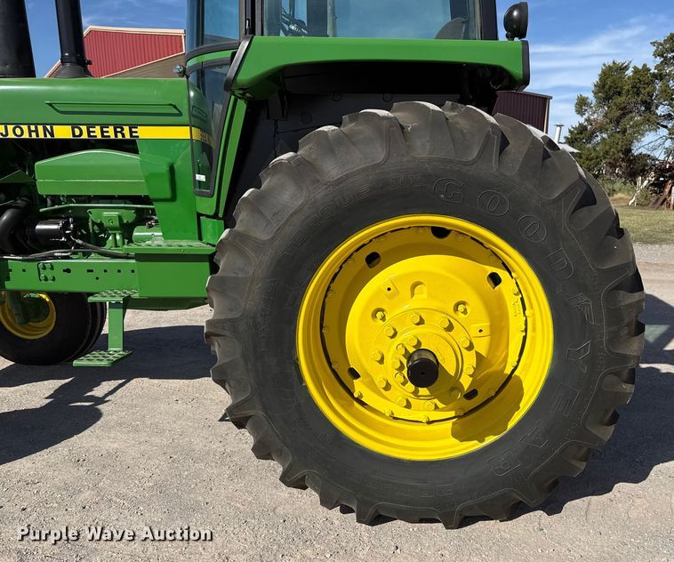 image for item EU5370 1979 John Deere 4640 tractor