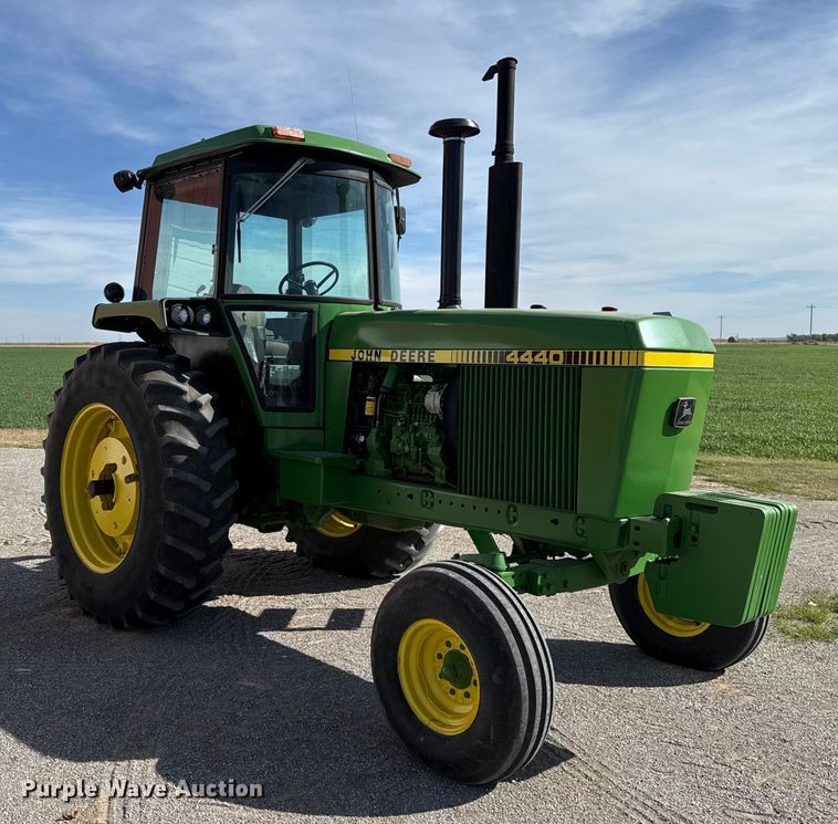 image for item EU5371 1980 John Deere 4440 tractor