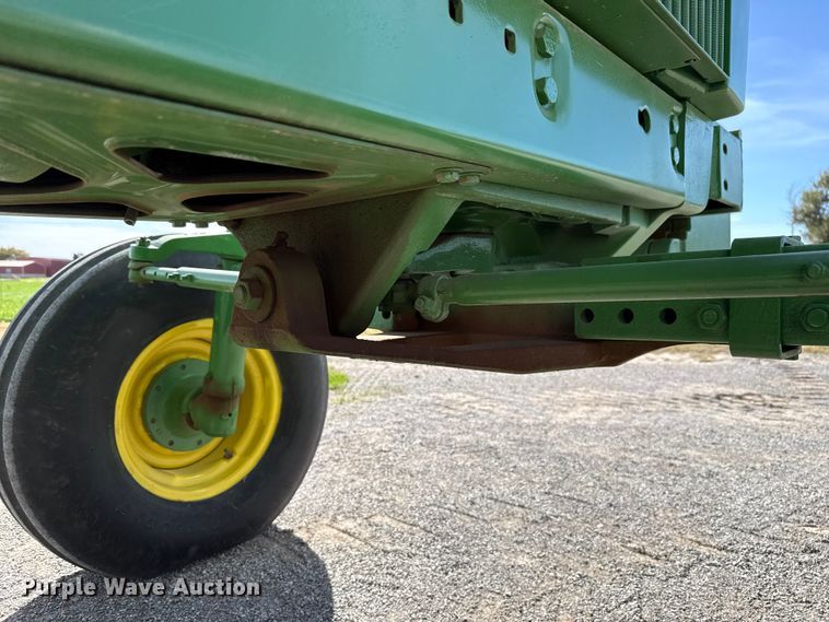 image for item EU5371 1980 John Deere 4440 tractor