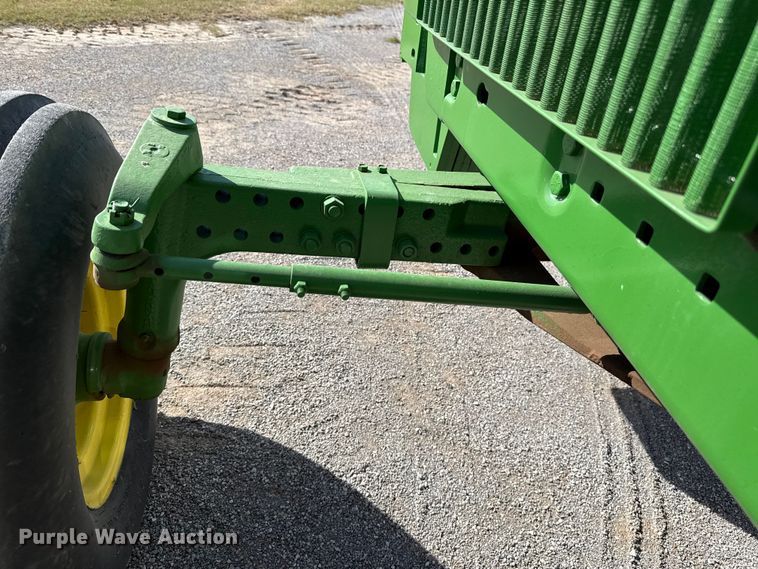 image for item EU5371 1980 John Deere 4440 tractor