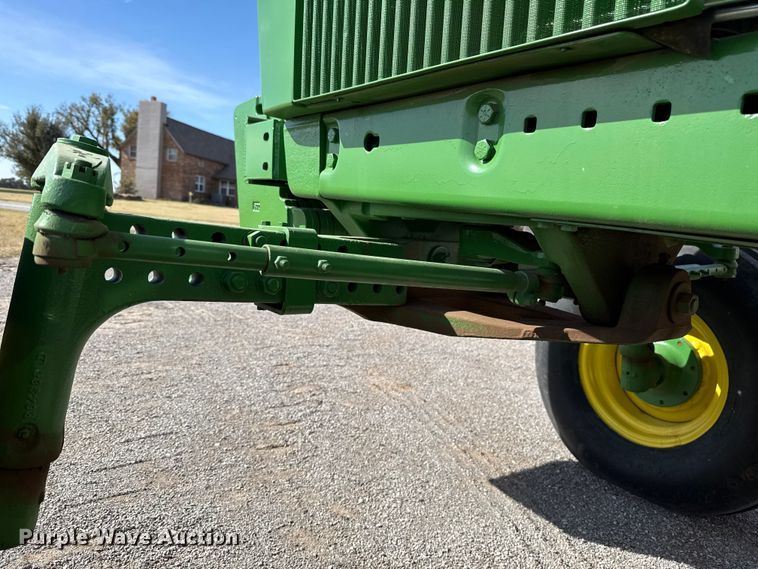 image for item EU5371 1980 John Deere 4440 tractor