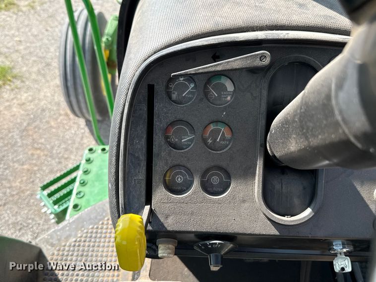 image for item EU5371 1980 John Deere 4440 tractor