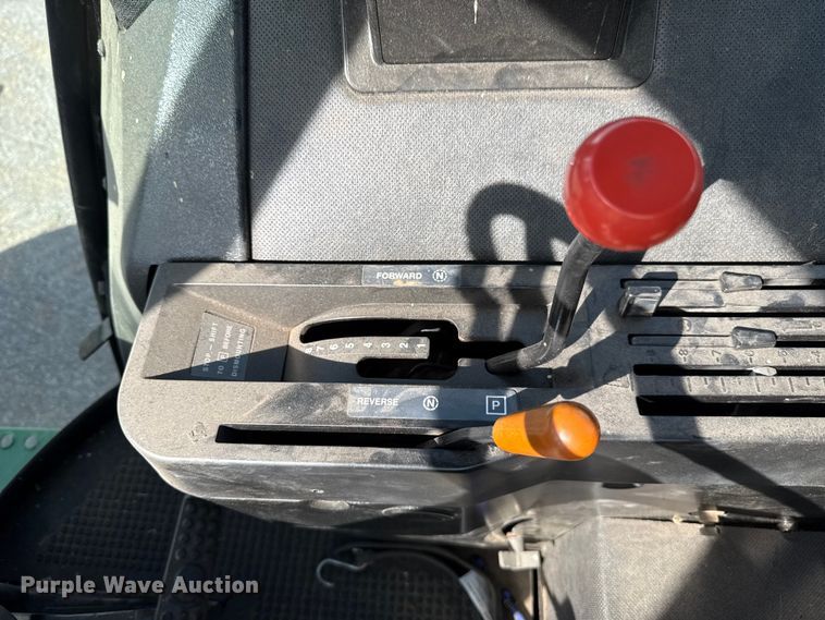 image for item EU5371 1980 John Deere 4440 tractor