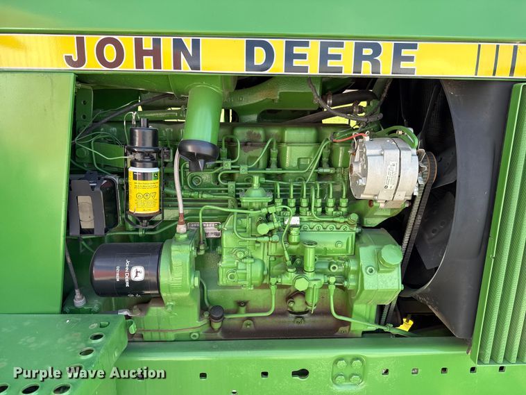 image for item EU5371 1980 John Deere 4440 tractor