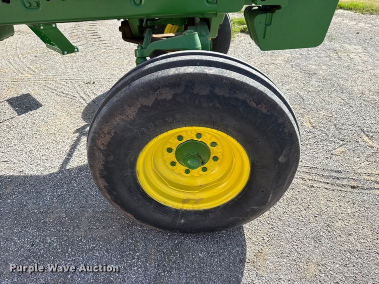 image for item EU5371 1980 John Deere 4440 tractor