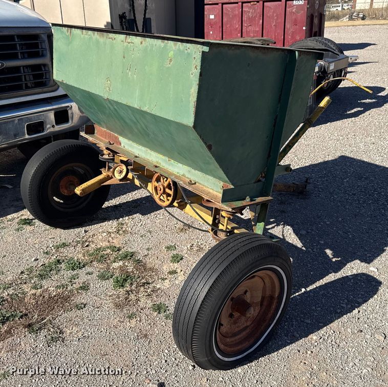 image for item EU5407 Larson 400 spreader