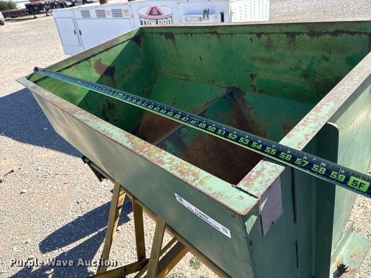 image for item EU5407 Larson 400 spreader