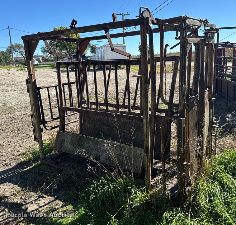 image for item EU6205 WW squeeze chute