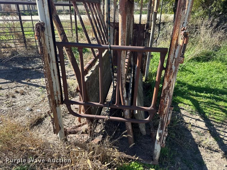 image for item EU6205 WW squeeze chute