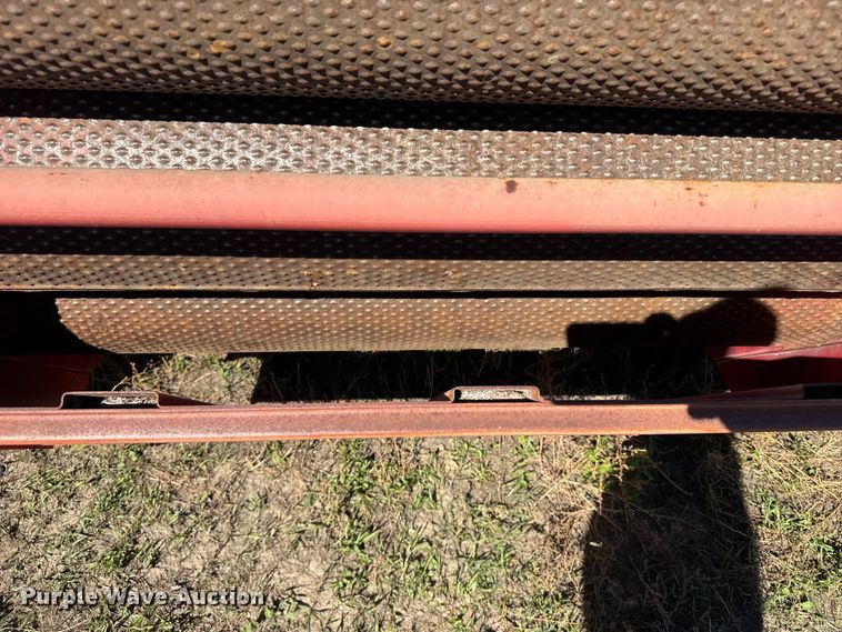 image for item EU6207 Gehl 1710 round baler