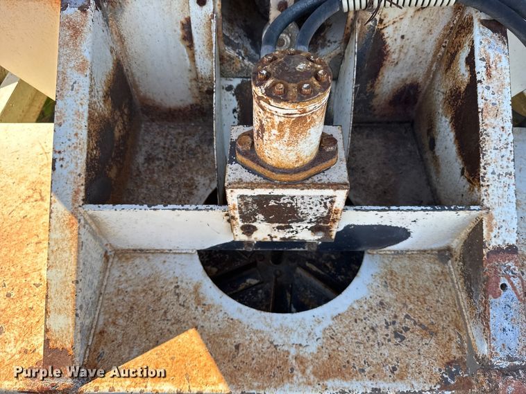 image for item EU6213 Piester spreader