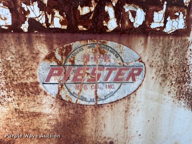 image for item EU6213 Piester spreader