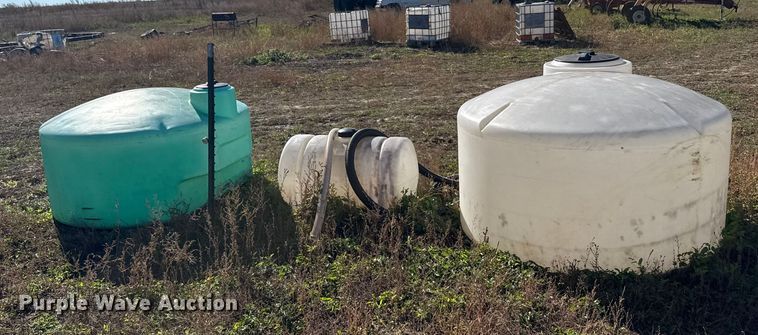 image for item EU6214 (3) water tanks