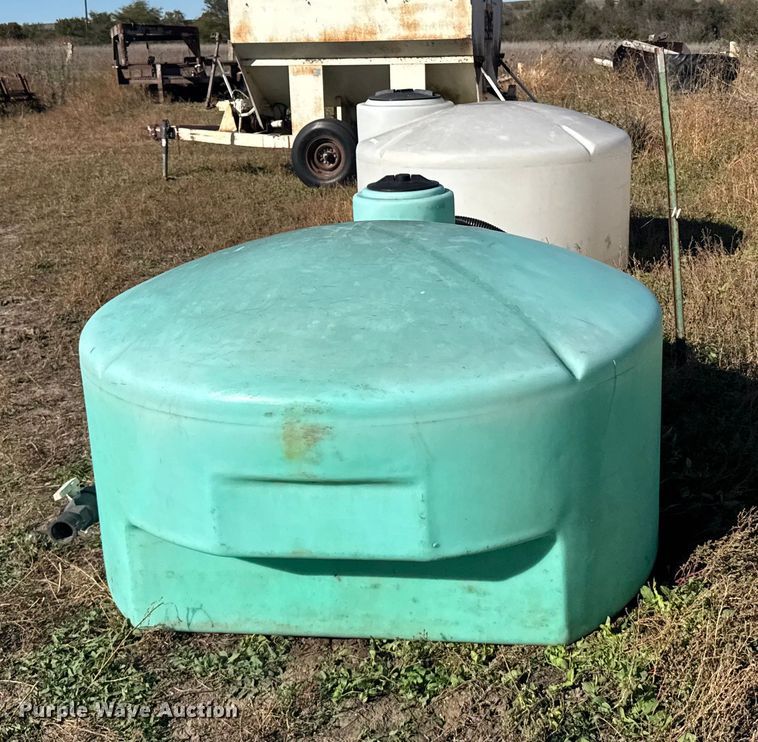 image for item EU6214 (3) water tanks