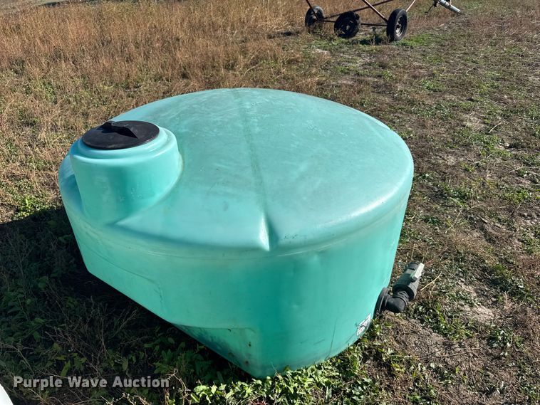 image for item EU6214 (3) water tanks