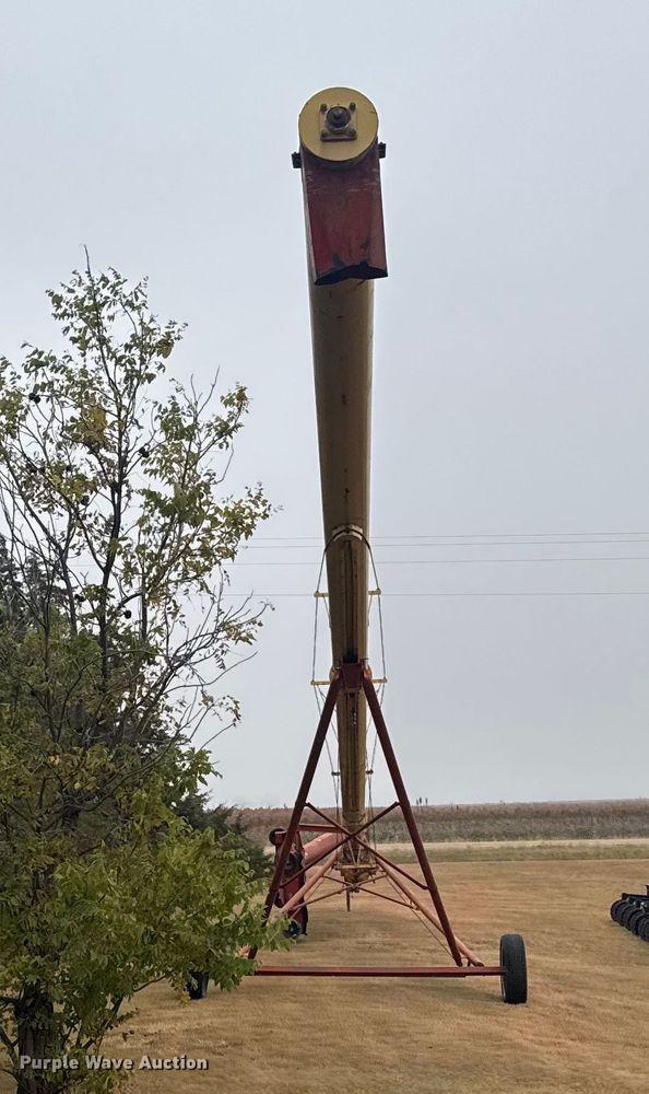 image for item EU6237 Westfield MK100 auger