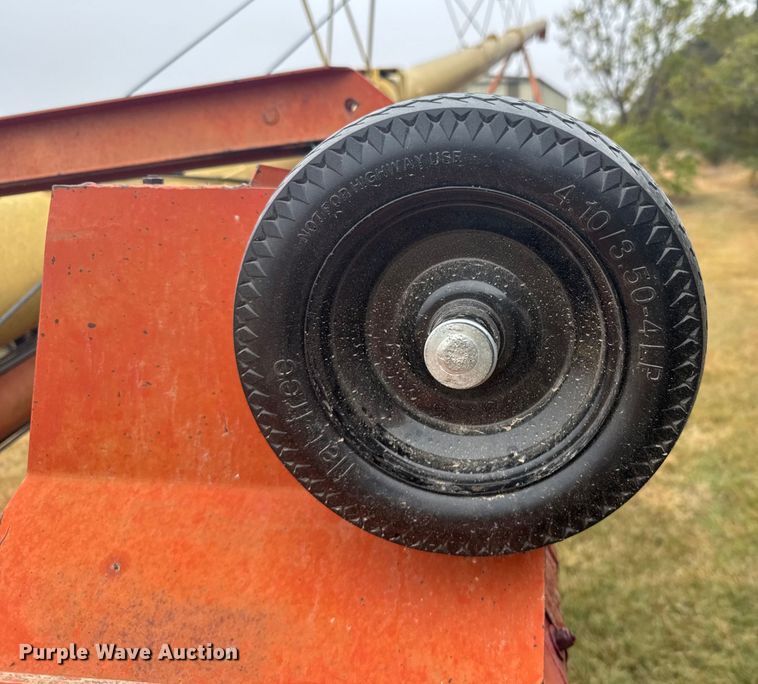 image for item EU6237 Westfield MK100 auger