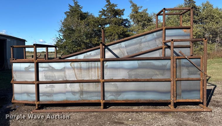 image for item EU6279 Shop built livestock loading chute