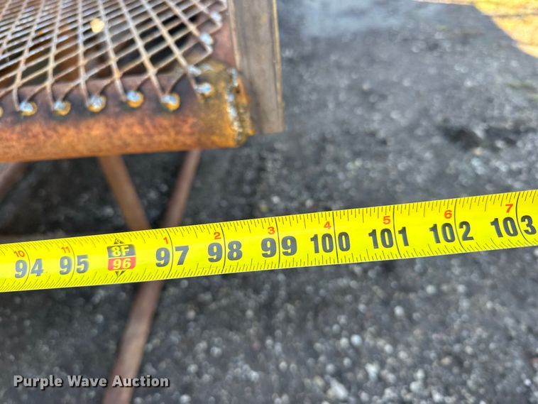 image for item EU6279 Shop built livestock loading chute