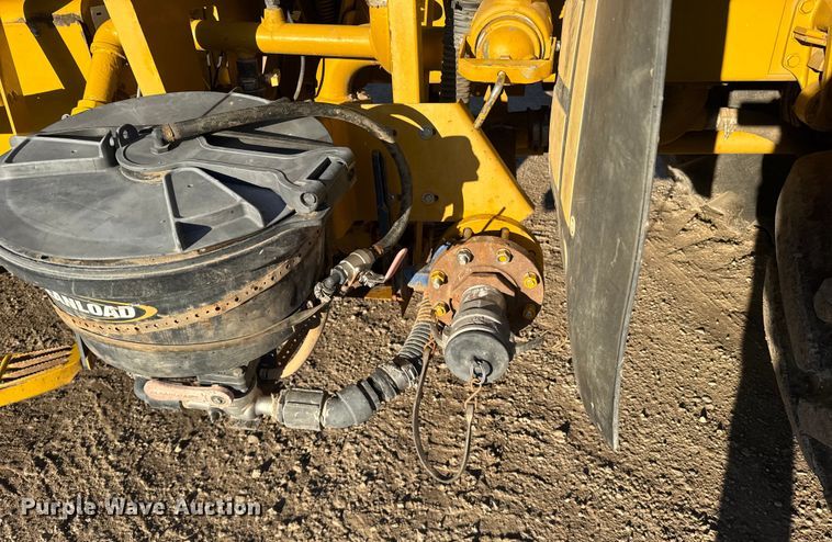 image for item EU6280 2012 TerraGator 8204 sprayer