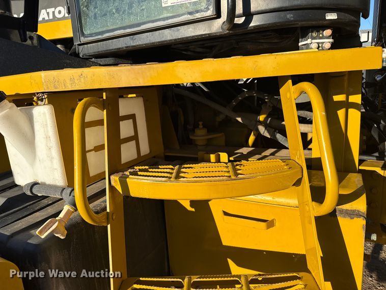 image for item EU6280 2012 TerraGator 8204 sprayer