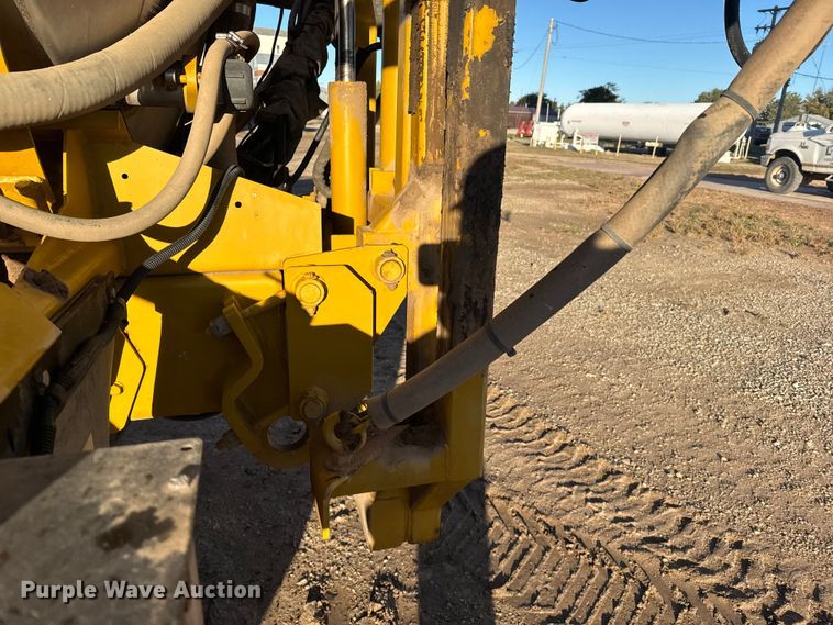 image for item EU6280 2012 TerraGator 8204 sprayer