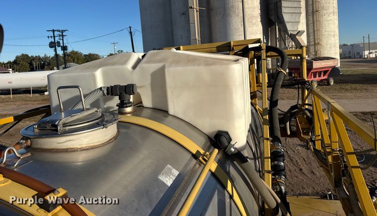 image for item EU6280 2012 TerraGator 8204 sprayer