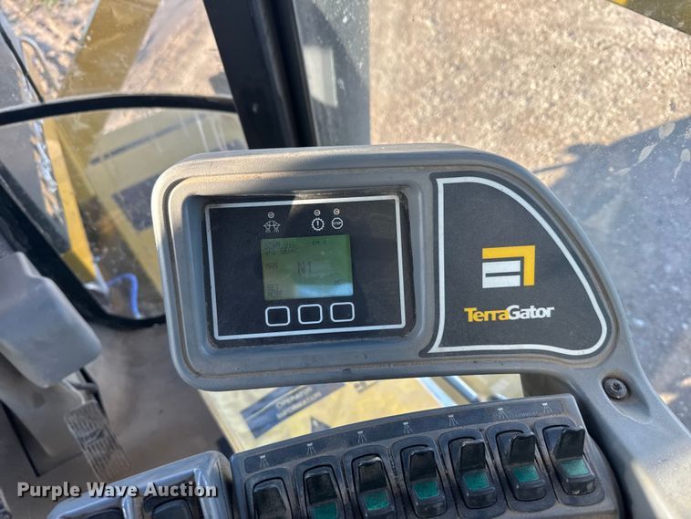 image for item EU6280 2012 TerraGator 8204 sprayer