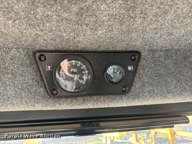 image for item EU6280 2012 TerraGator 8204 sprayer