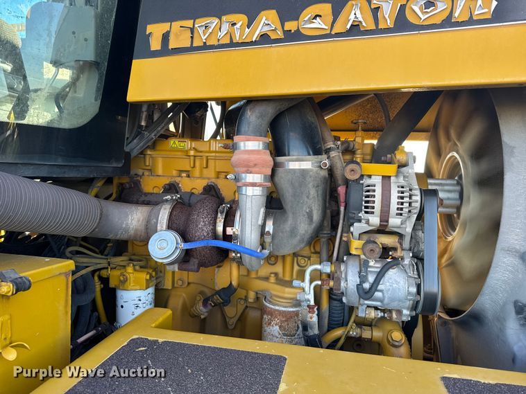image for item EU6280 2012 TerraGator 8204 sprayer