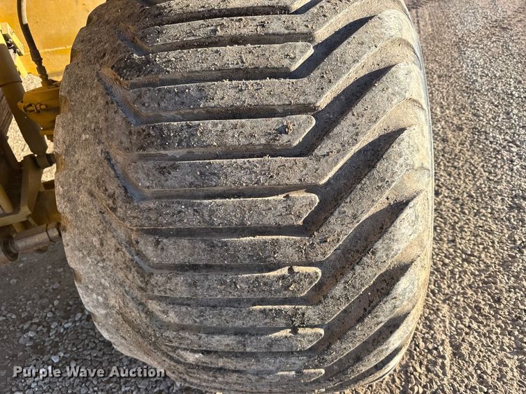 image for item EU6280 2012 TerraGator 8204 sprayer