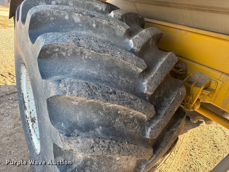 image for item EU6280 2012 TerraGator 8204 sprayer