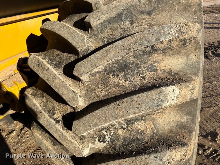 image for item EU6280 2012 TerraGator 8204 sprayer