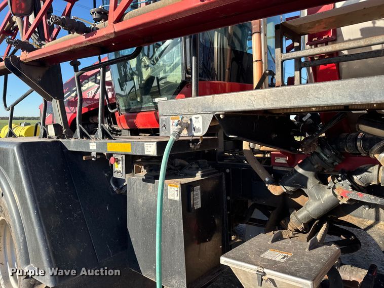 image for item EU6281 Case IH FLX4520 sprayer