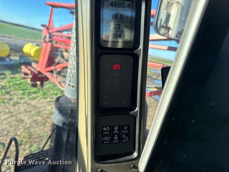 image for item EU6281 Case IH FLX4520 sprayer