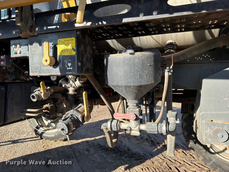 image for item EU6282 2012 RoGator RG1300 sprayer