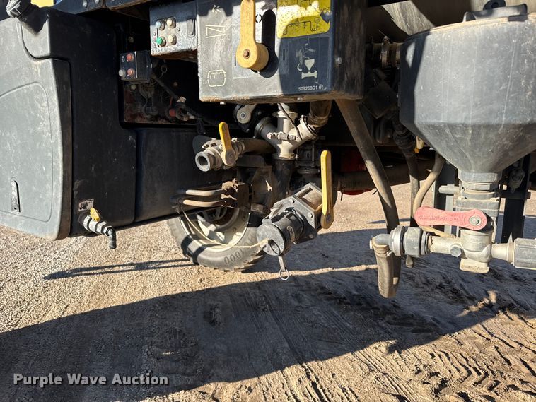 image for item EU6282 2012 RoGator RG1300 sprayer