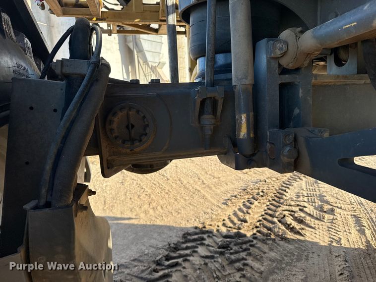 image for item EU6282 2012 RoGator RG1300 sprayer