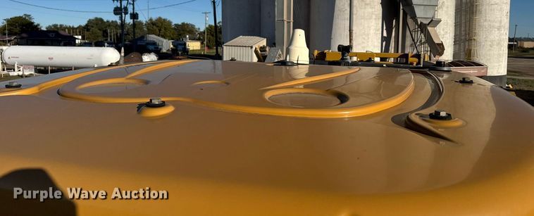 image for item EU6282 2012 RoGator RG1300 sprayer