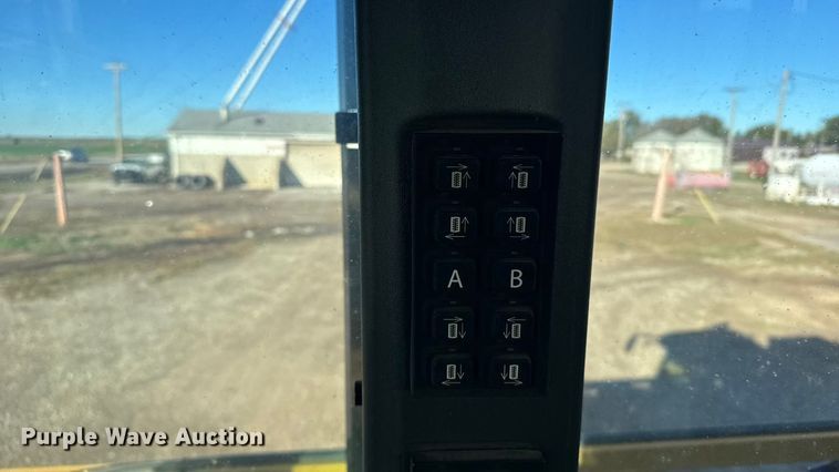 image for item EU6282 2012 RoGator RG1300 sprayer