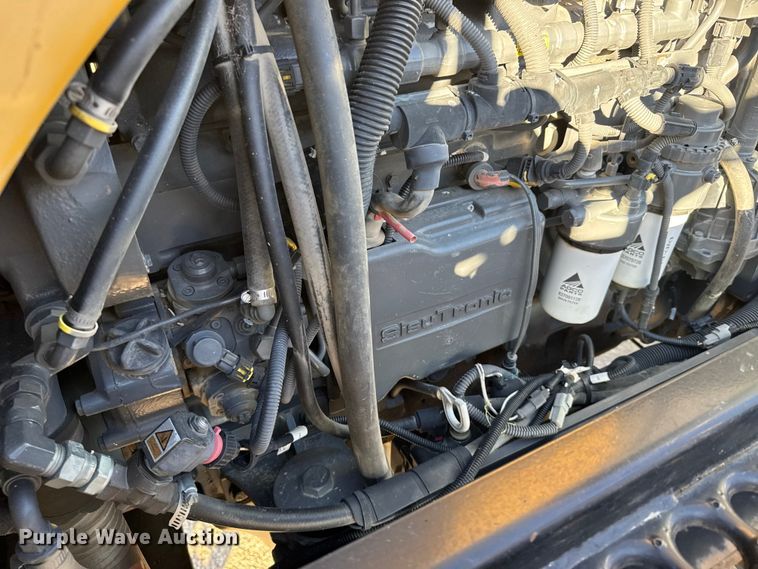 image for item EU6282 2012 RoGator RG1300 sprayer