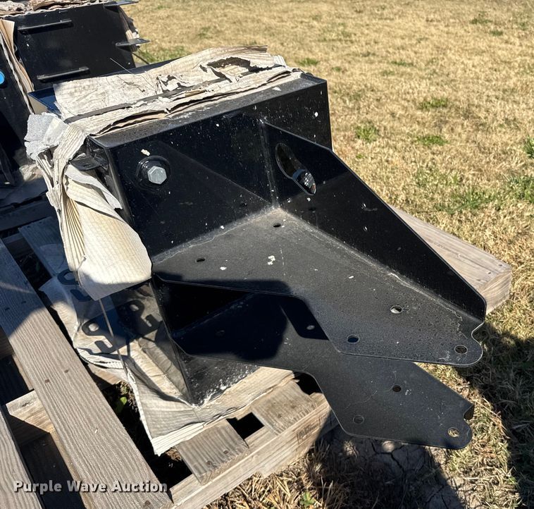 image for item EU6322  (3) Great Plains hydraulic tanks