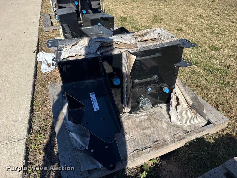 image for item EU6322  (3) Great Plains hydraulic tanks