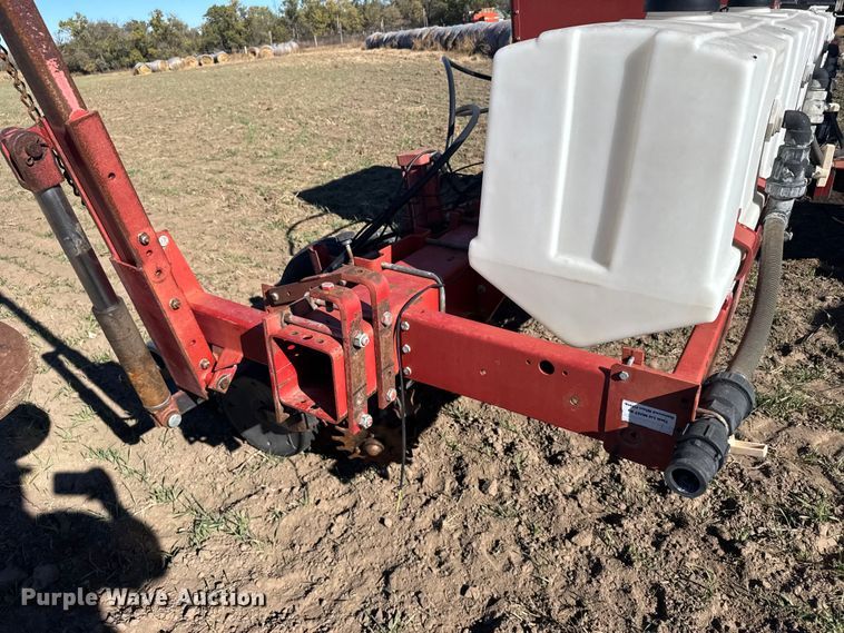 image for item EU6329 Case 955 Cycle Air planter