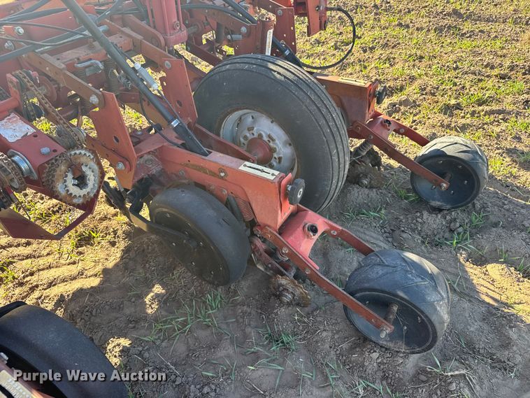 image for item EU6329 Case 955 Cycle Air planter